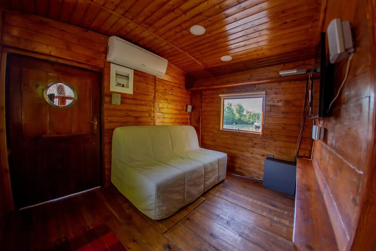 Hotel en barco Hotel Prague Bay Houseboats