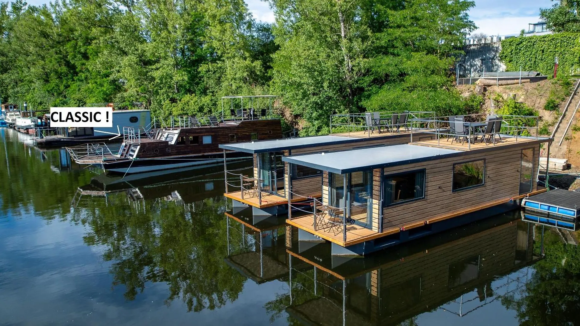 Hotel Prague Bay Houseboats