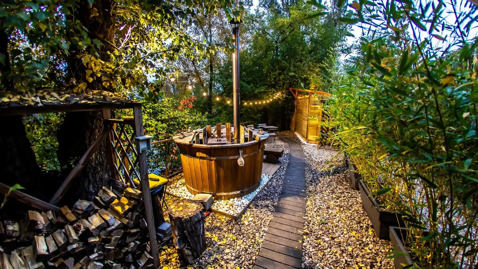 Hotel Prague Bay Houseboats Botel