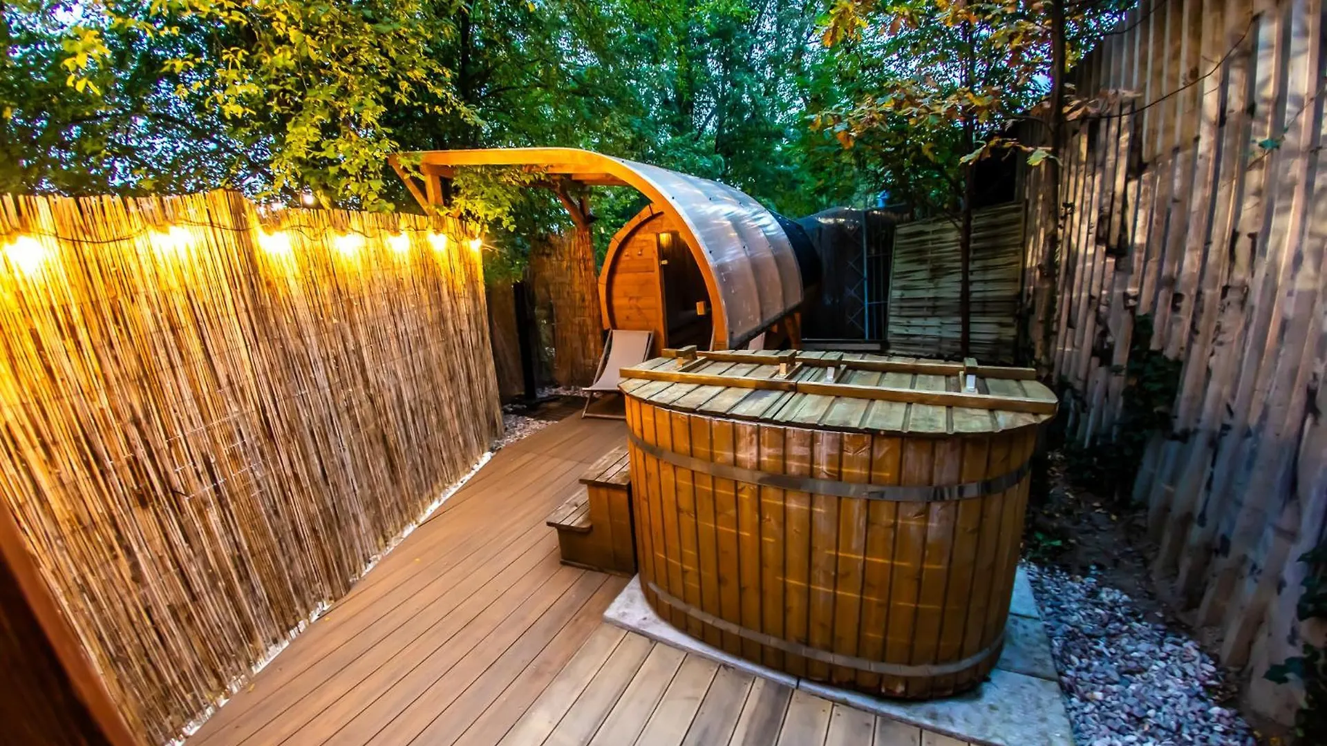 Hotel Prague Bay Houseboats