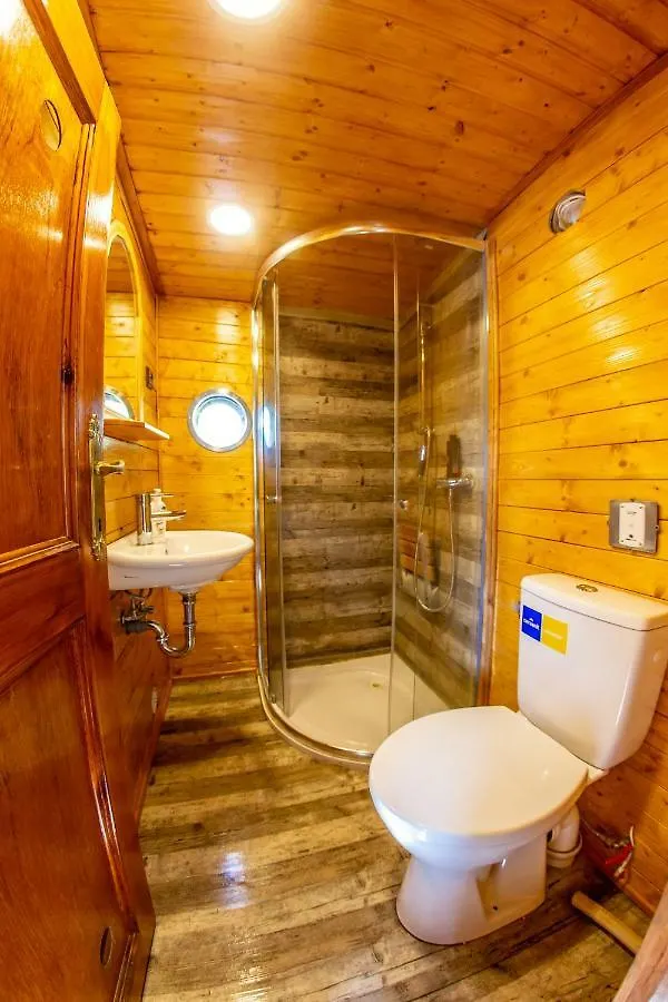 Hotel Prague Bay Houseboats 3*,  Tschechische Republik